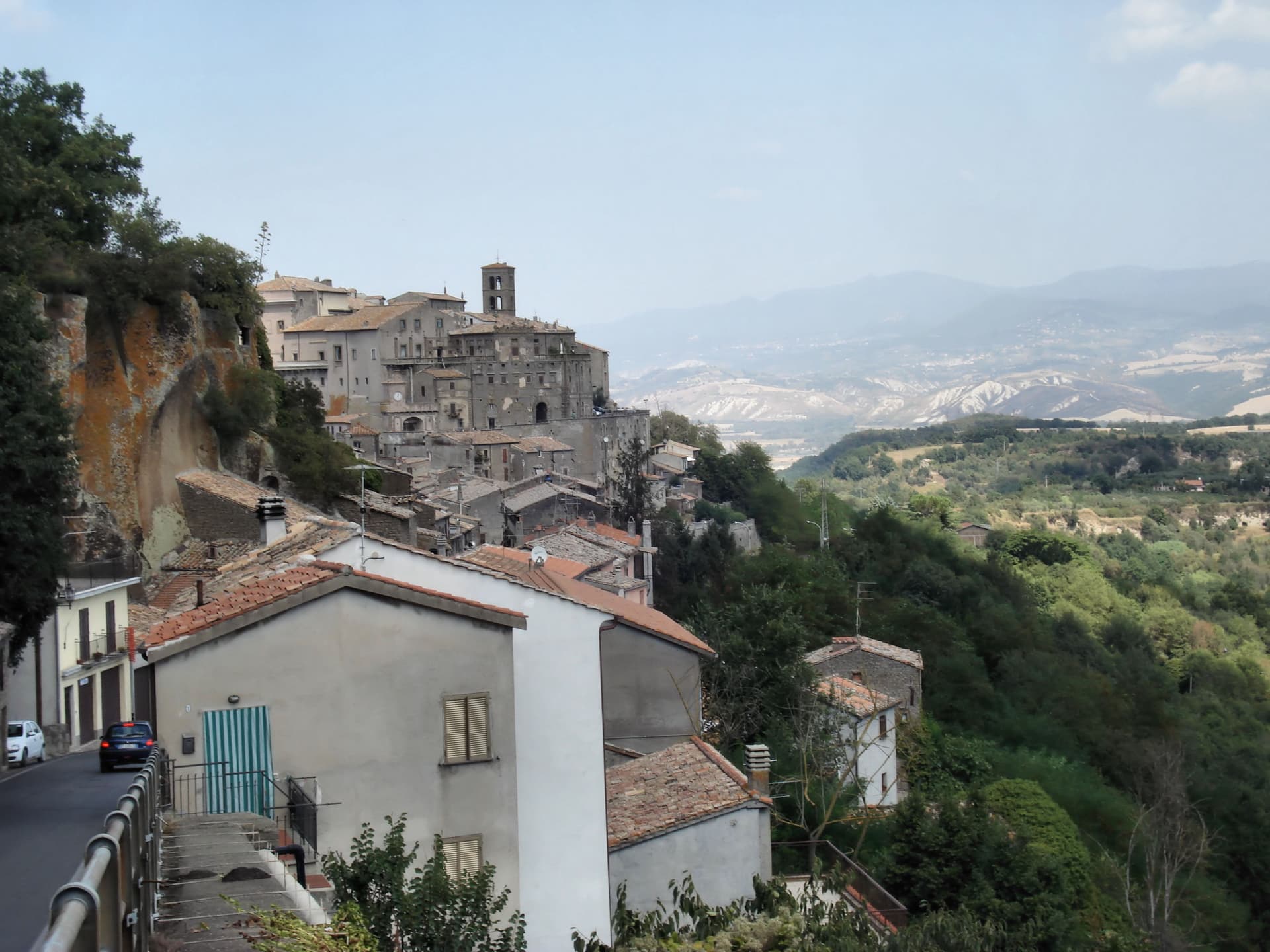 Bomarzo, borgo collinare in provincia di Viterbo