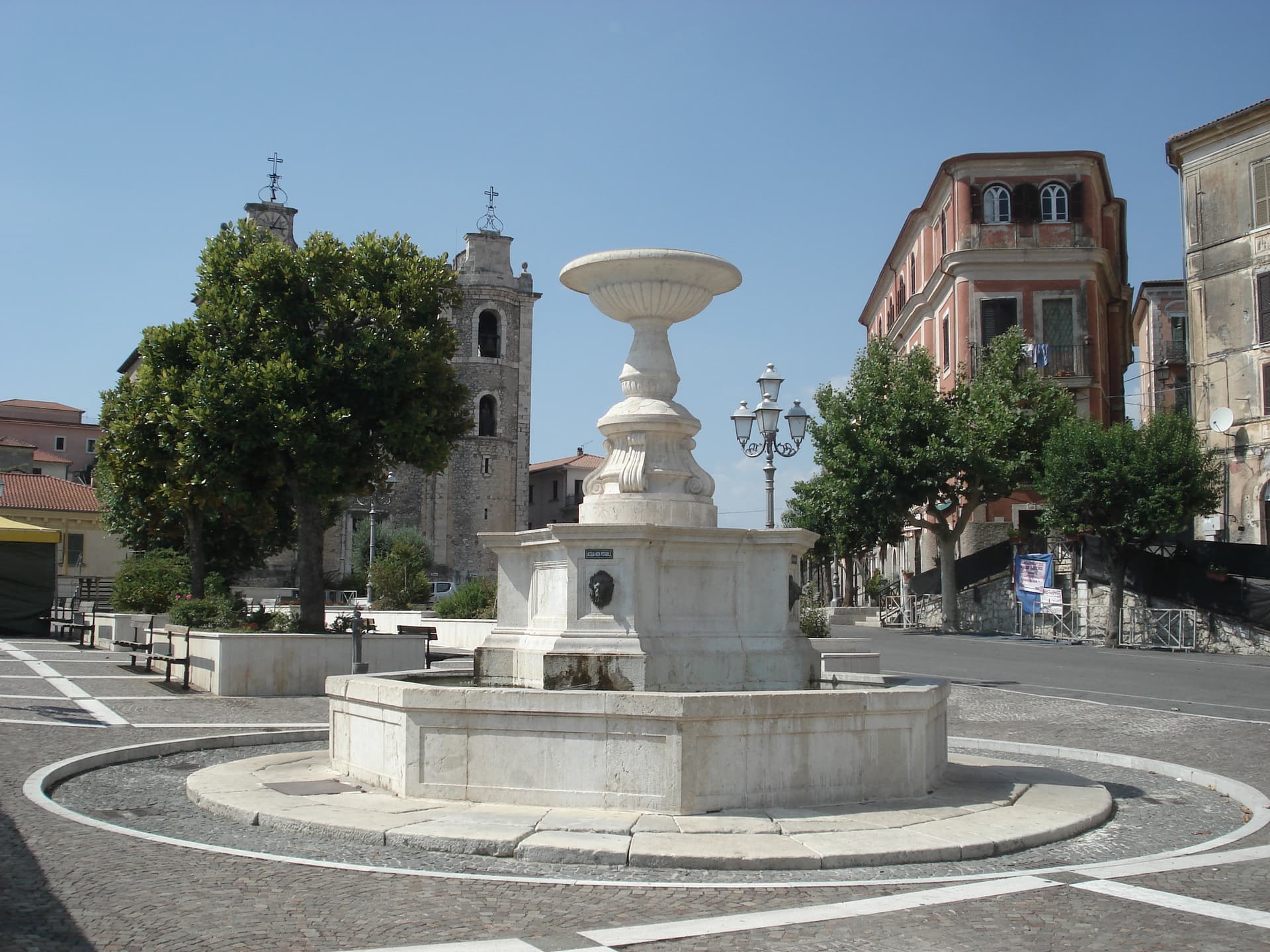 Arce, borgo collinare in provincia di Frosinone