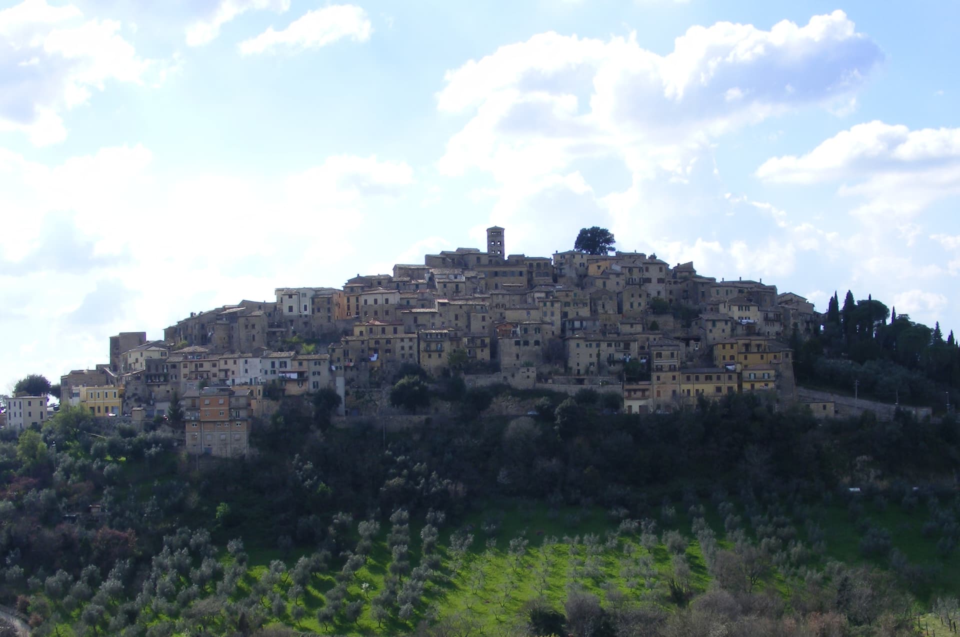 Casperia, borgo collinare in provincia di Rieti