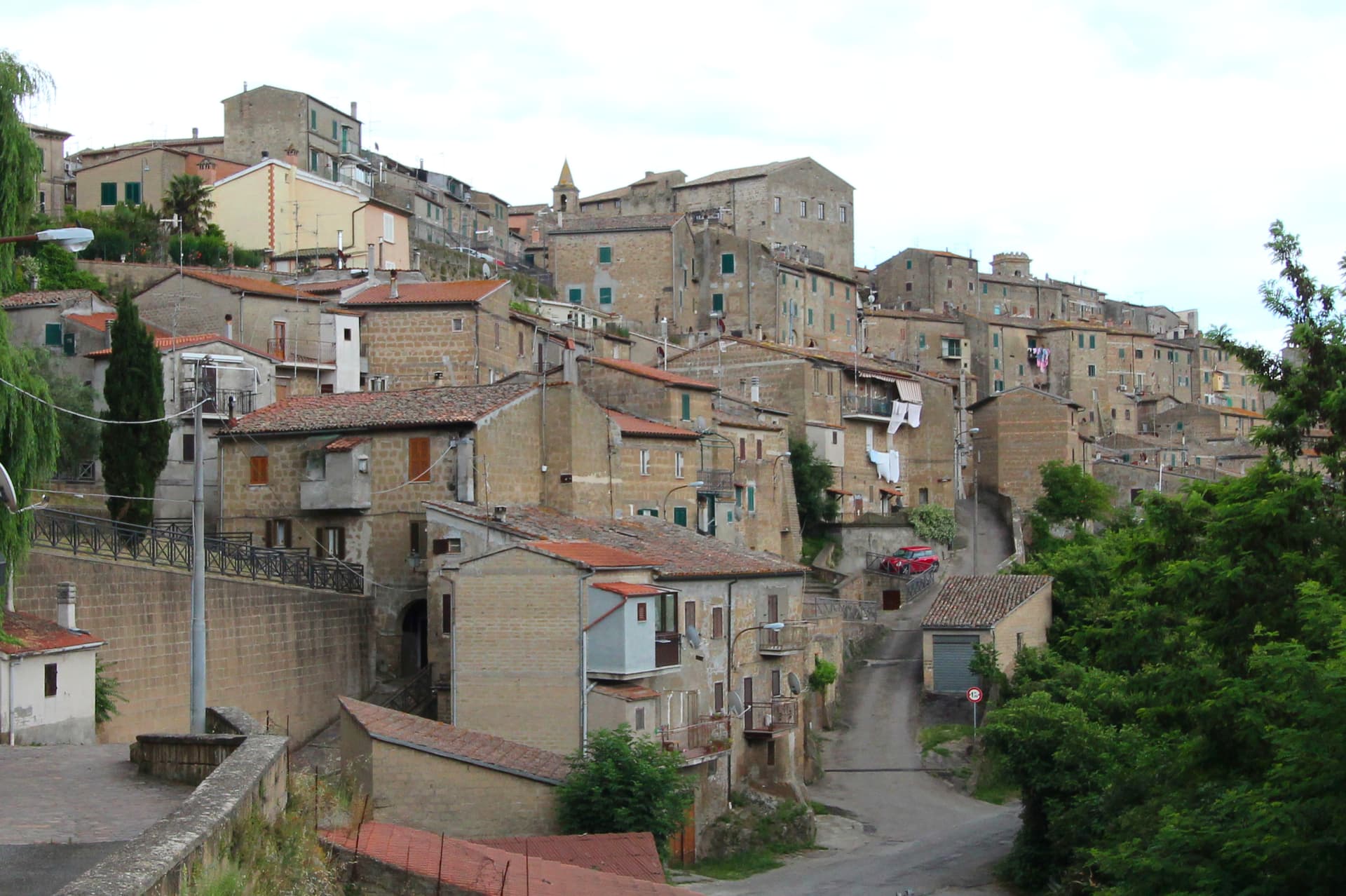 Onano, borgo collinare in provincia di Viterbo