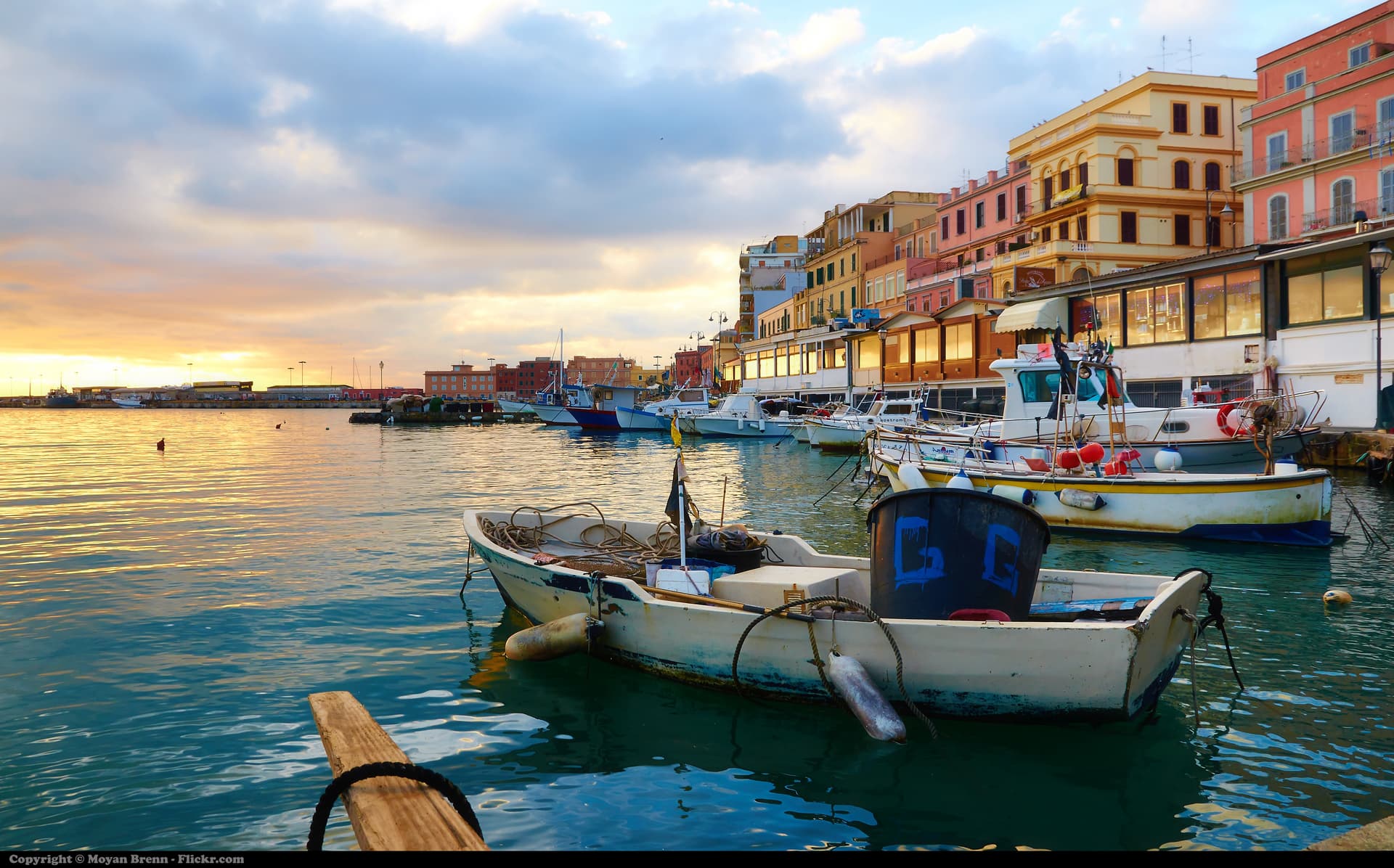 Anzio (Roma): the harbour during a winter morning