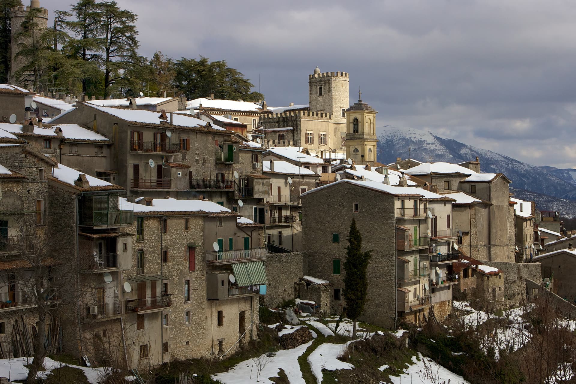 Orvinio, borgo medievale in provincia di Rieti
