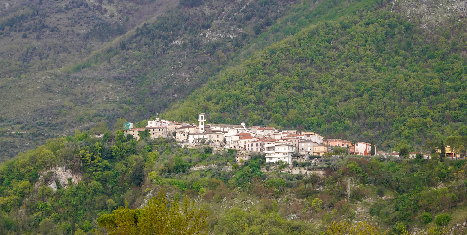 Posta Fibreno, borgo collinare in provincia di Frosinone