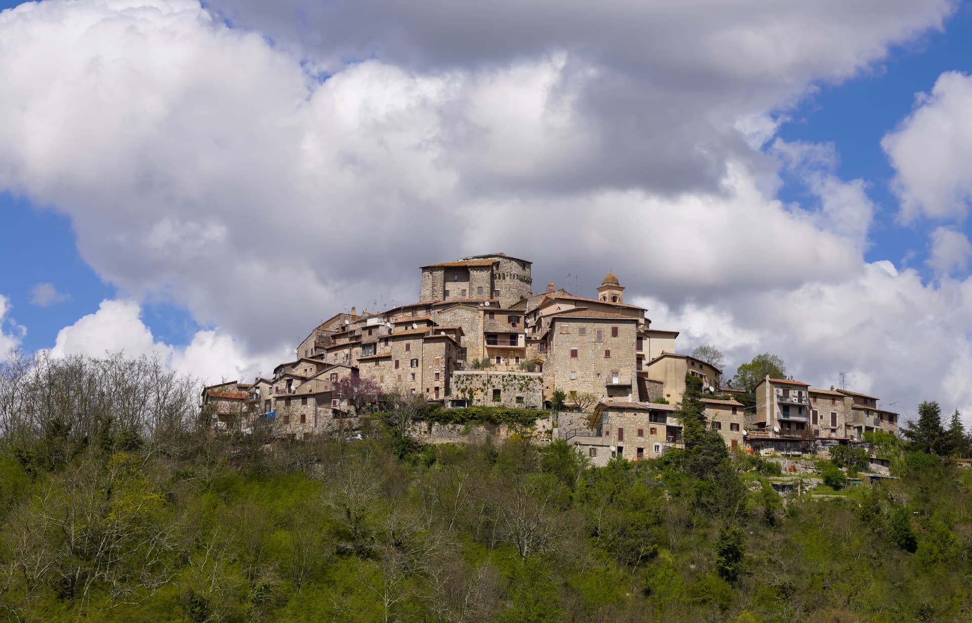 Torricella in Sabina, borgo medievale in provincia di Rieti
