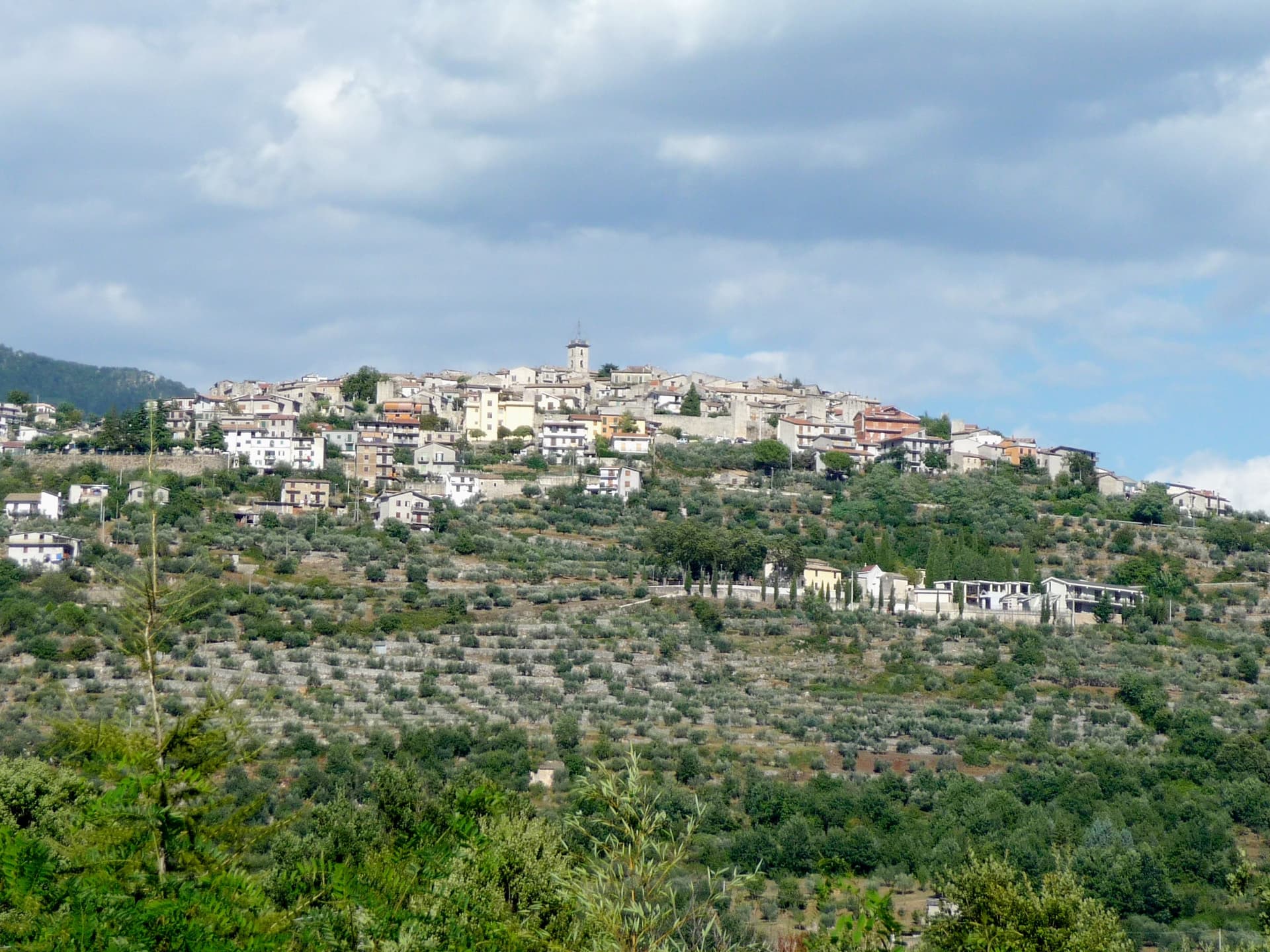 Vico nel Lazio, borgo collinare in provincia di Frosinone