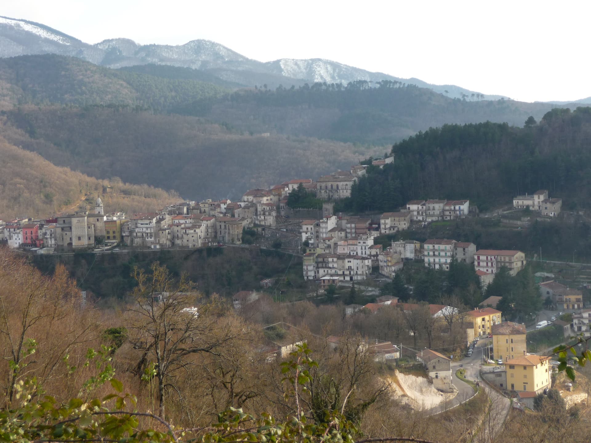 Vallerotonda, borgo collinare in provincia di Frosinone