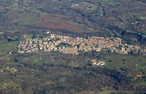 Veduta di Vejano (VT) dall'aereo