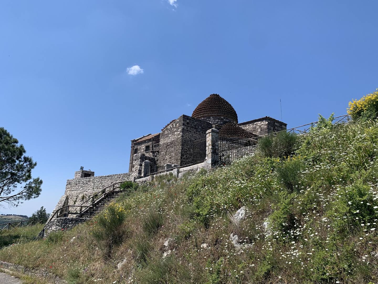 Castel Morrone